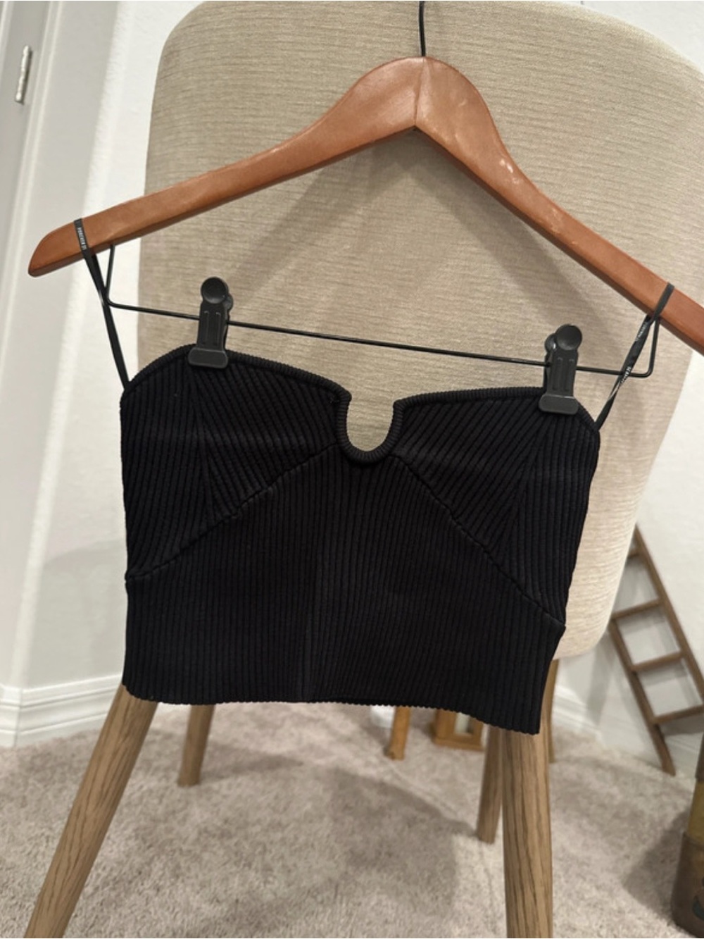 Forever 21 Black Ribbed Notch-Front Crop Cami